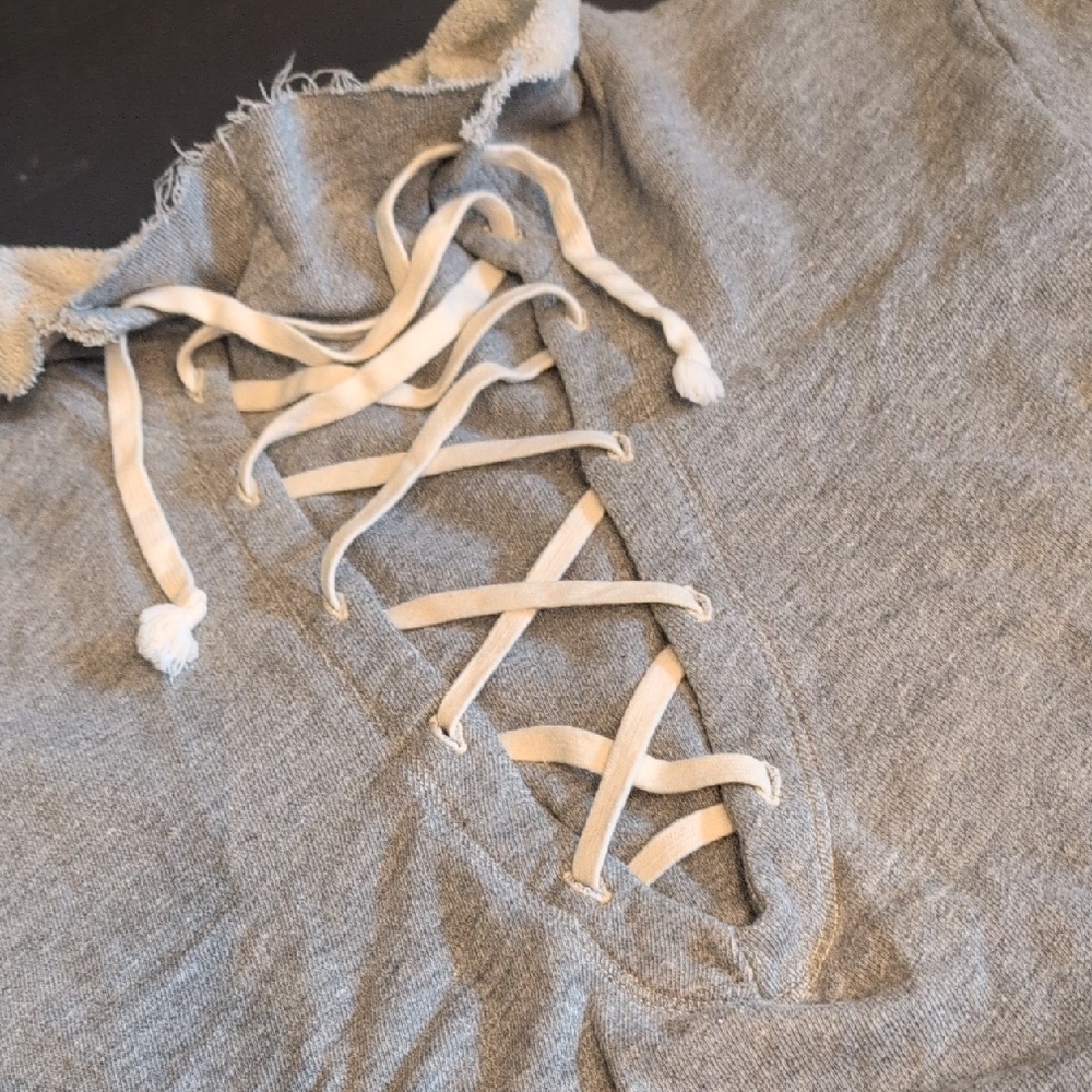 T.La Anthropologie Textured Gray Knit Top - Picture 4 of 7